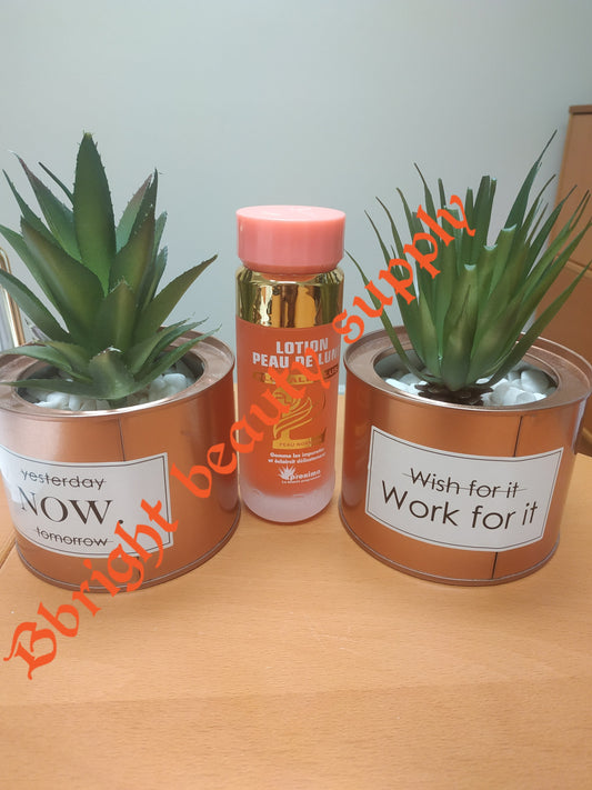 Peau De Lune Florale Plus Lightening Cleanser