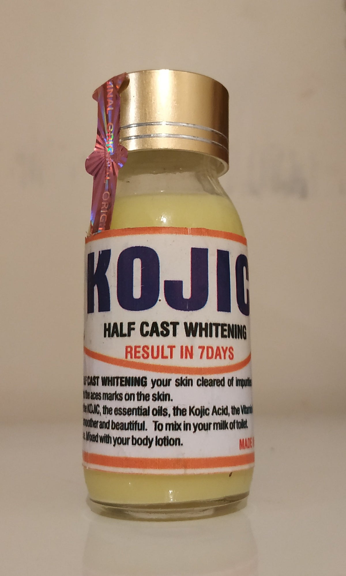Kojic Half Caste Brightening Serum.Result in 7 days
