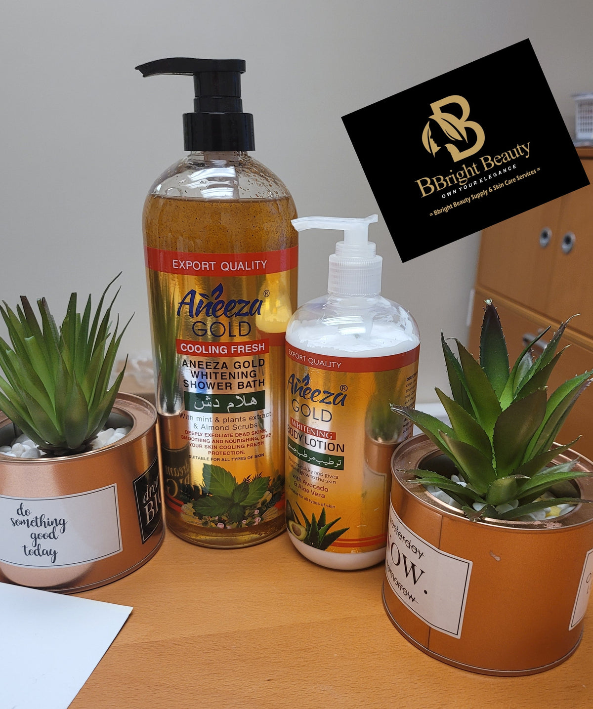 Aneeza Gold Cooling Fresh Lightening Shower Bath(1000ml) + Aneeza Gold Lotion(500ml)